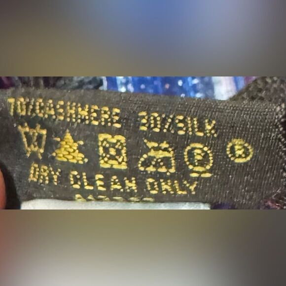 Auth Louis Vuitton Stephan Spouse Ltd Edition Violet Leopard Cashmere Silk Shawl - Picture 14 of 15